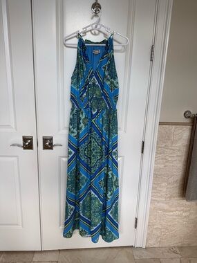 TAYLOR Sleevelesse Blue Green Printed Maxi Dress